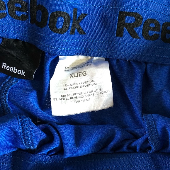 Men’s Reebok Short - Picture 2 of 3